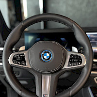 BMW - X5 | 2025