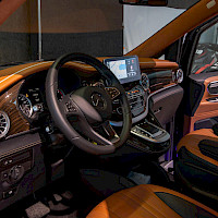 Mercedes-Benz - V | 2023