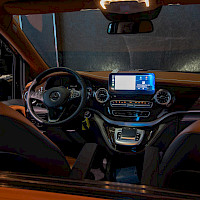 Mercedes-Benz - V | 2023