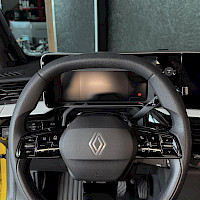 Renault - 5 | 2025