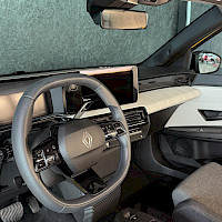 Renault - 5 | 2025