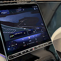 Mercedes-Benz - EQE SUV | 2023