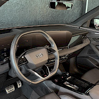 Audi - SQ6 e-tron | 2025