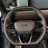 Audi - SQ6 e-tron | 2025